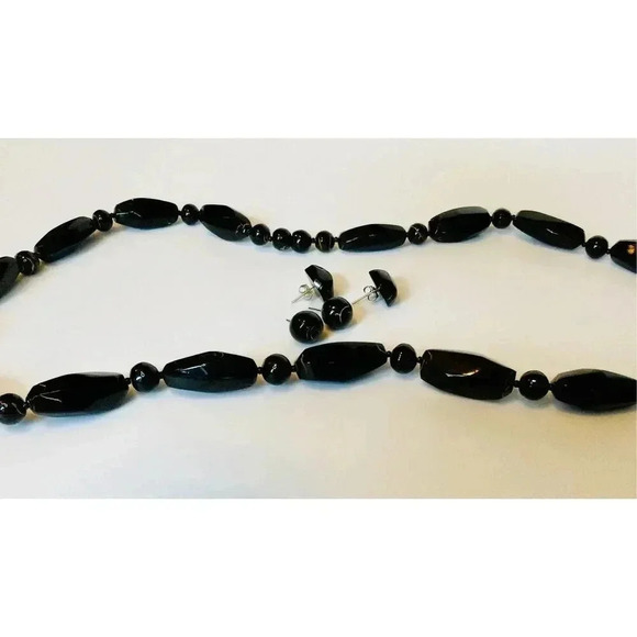 Vintage Black Onyx Beaded Necklace with Earrings Set 3 Piece Fashion Jewelry - Picture 4 of 9